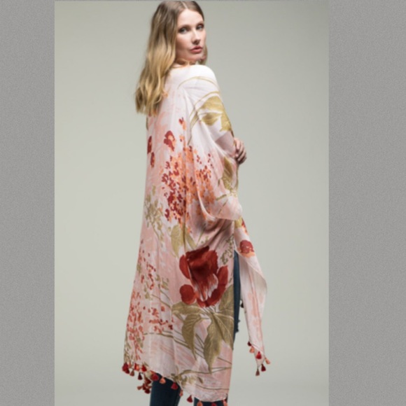 Sweet Nothin’s Watercolor Floral Garden Kimono - Picture 6 of 11